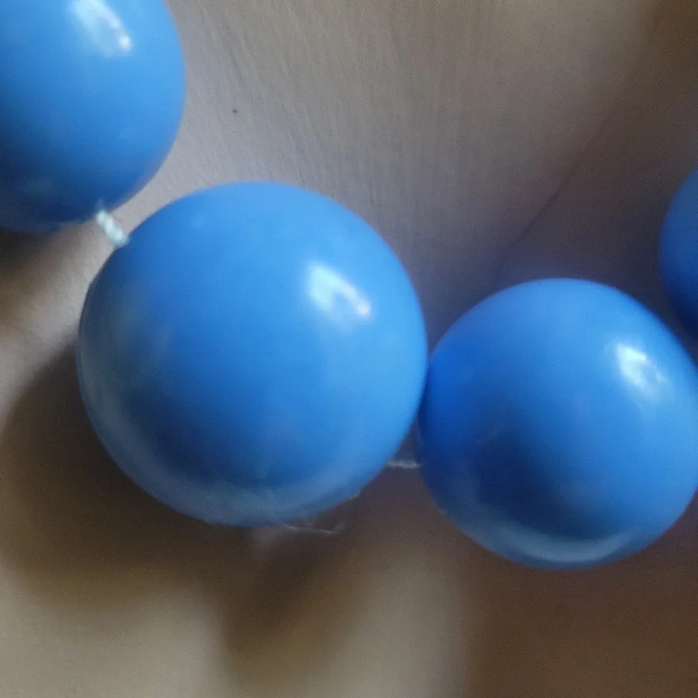 Vintage Periwinkle Blue Graduated Bead‎ Necklace 18